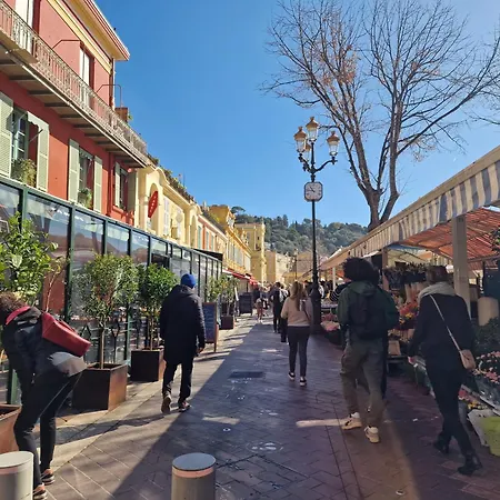 Alex Mari דירה *